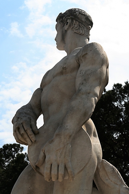 Stadio dei marmi 326